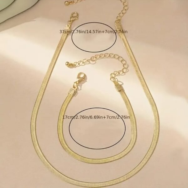 2-Piece Set Sexy & Simple 18K Gold-Plated Flat Snake Chain Necklace and Bracelet Set for Women, No Mosaic, Alloy Material, Suitable for Daily Wear - Image 4