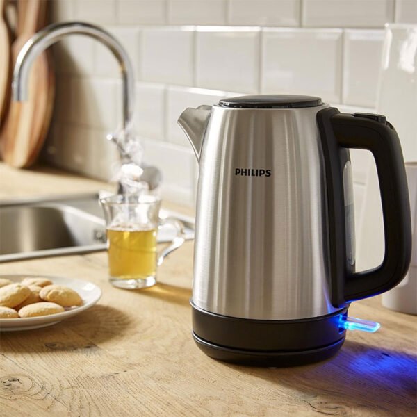 Philips, New Daily Metal Kettle, 1.7 Liters Capacity, 2200 Watts, Silver/Black, HD9350/92 - Image 4